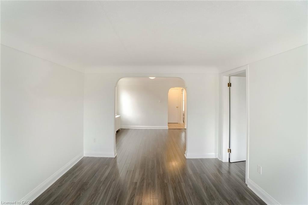 160 Welland Avenue, St. Catharines, ON - Indoor Photo Showing Other Room