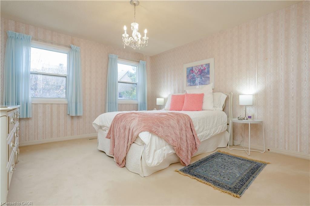9 Longwater Chase, Markham, ON - Indoor Photo Showing Bedroom