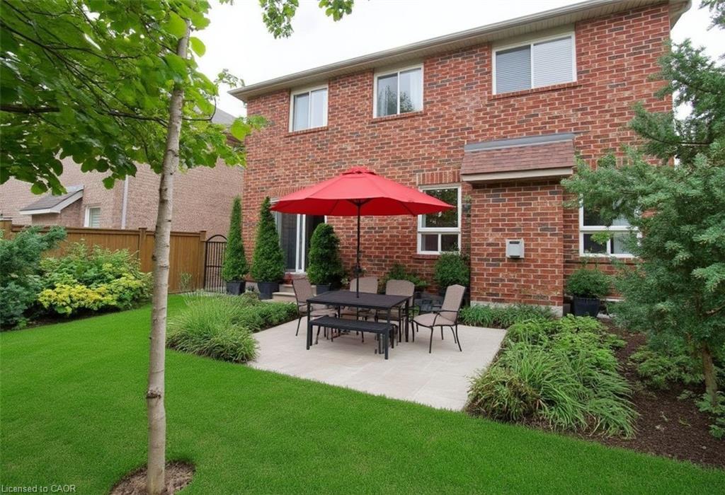 491 Pettit Trail, Milton, ON - Outdoor With Exterior
