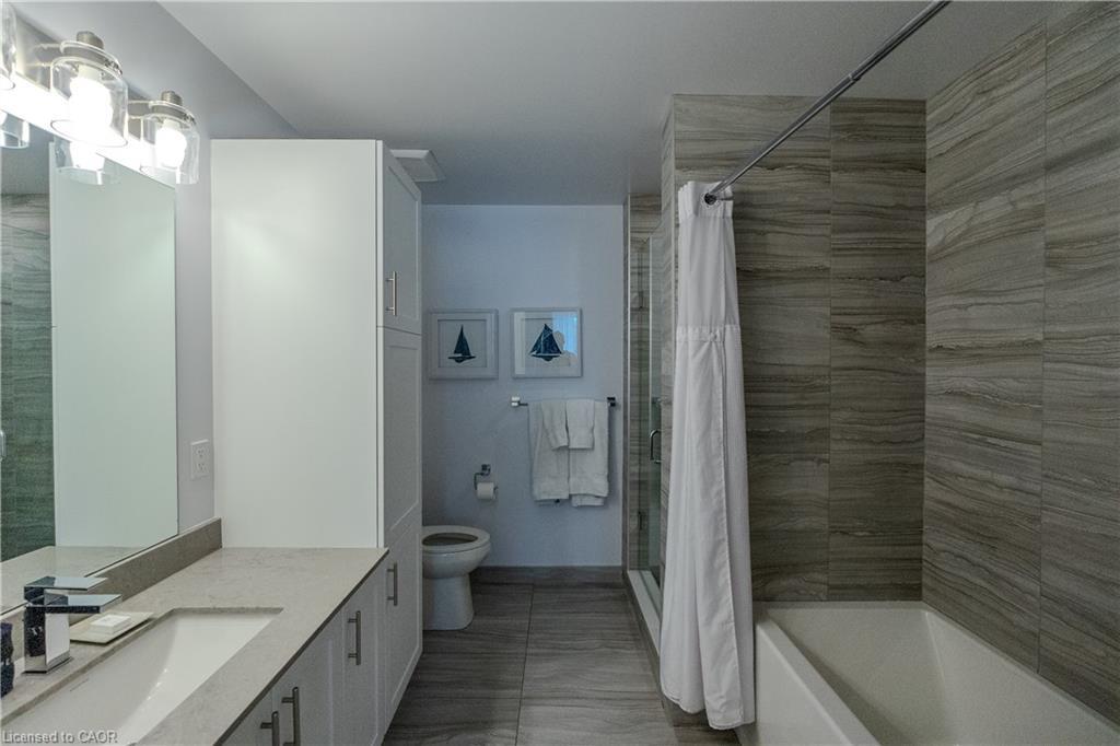 031-25 Pen Lake Point Road, Huntsville, ON - Indoor Photo Showing Bathroom