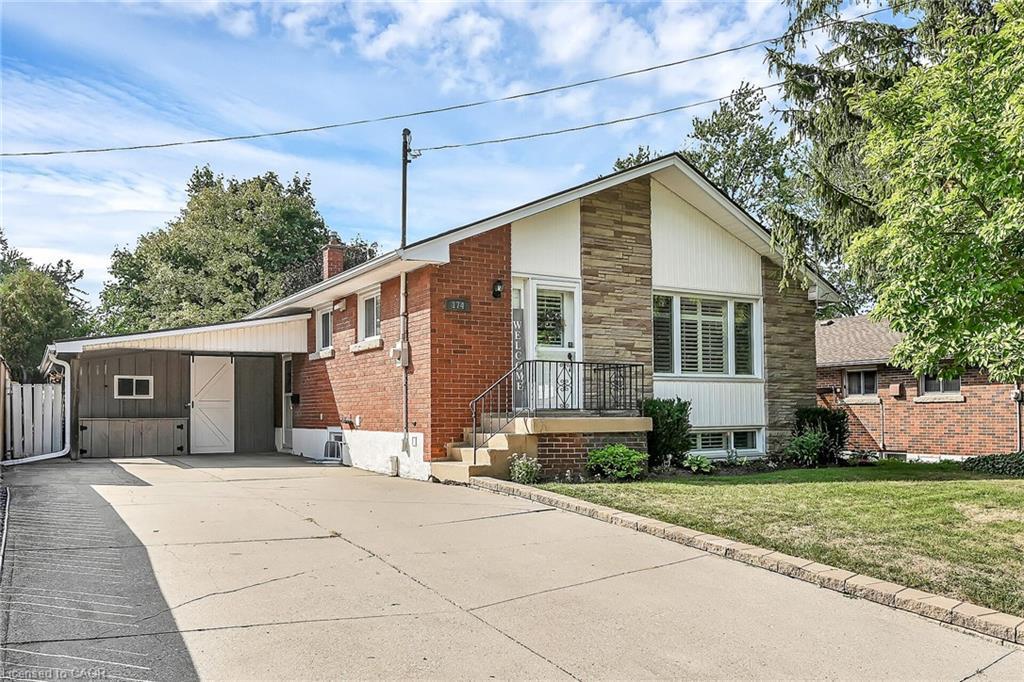 A-174 Kings Forest Drive, Hamilton, ON - Outdoor