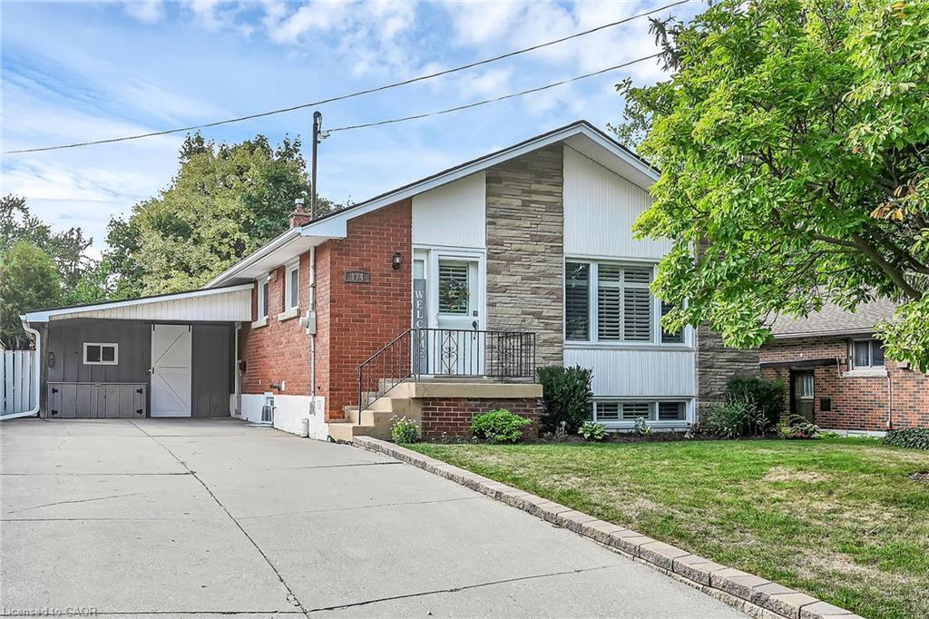 A-174 Kings Forest Drive, Hamilton, ON - Outdoor