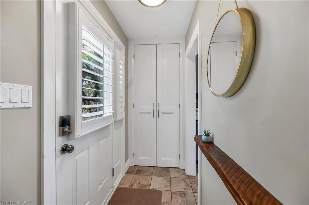 A-174 Kings Forest Drive, Hamilton, ON - Indoor Photo Showing Other Room