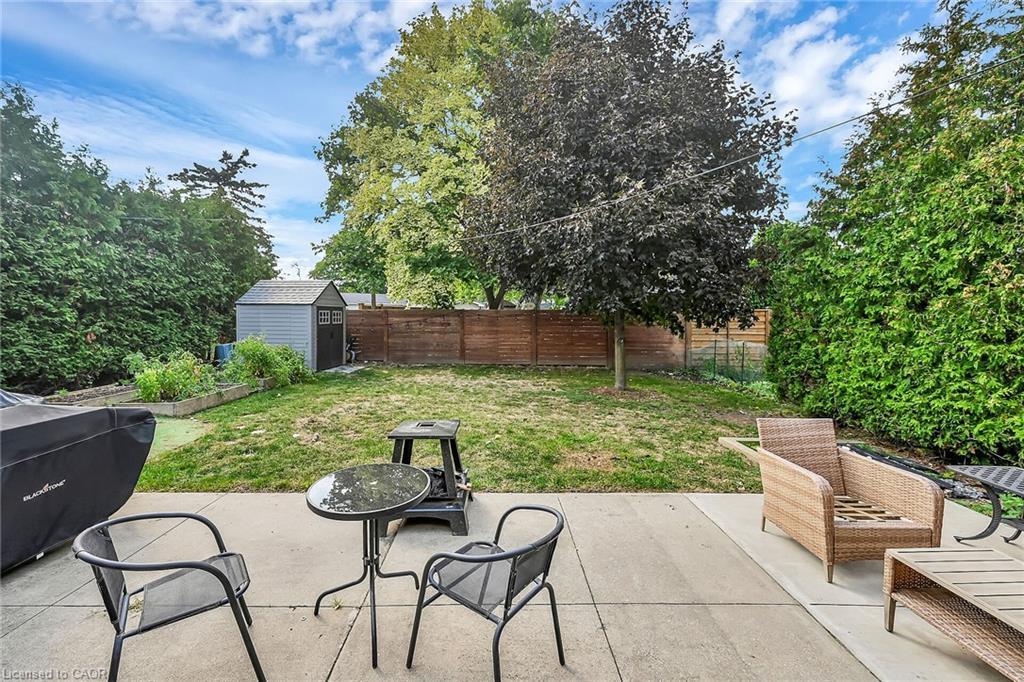 A-174 Kings Forest Drive, Hamilton, ON - Outdoor