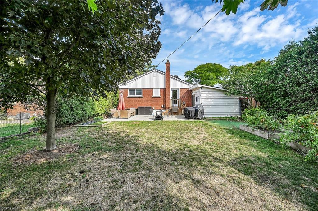 A-174 Kings Forest Drive, Hamilton, ON - Outdoor