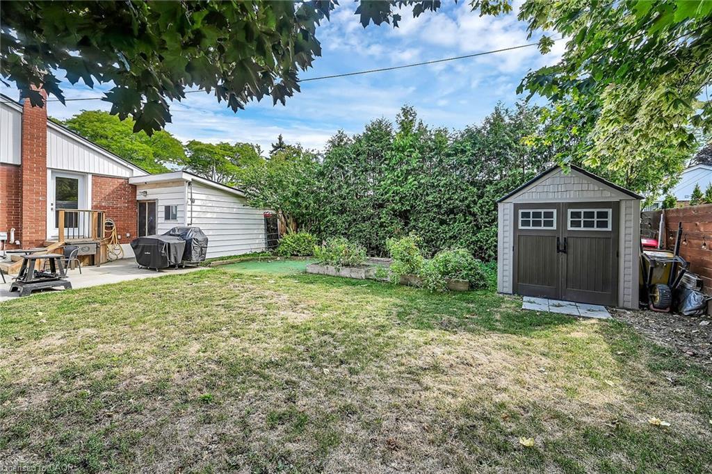 A-174 Kings Forest Drive, Hamilton, ON - Outdoor