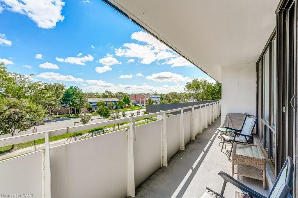 205-2055 Upper Middle Road, Burlington, ON - Outdoor With Exterior