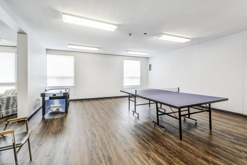 205-2055 Upper Middle Road, Burlington, ON - Indoor Photo Showing Other Room