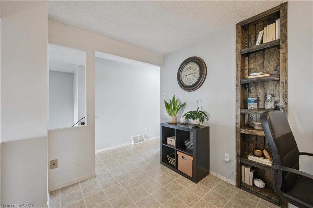 95 Macatee Place, Cambridge, ON - Indoor Photo Showing Other Room