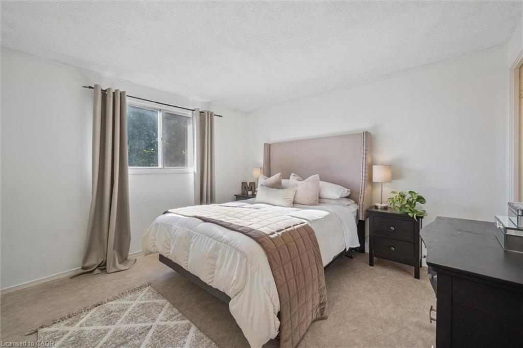 95 Macatee Place, Cambridge, ON - Indoor Photo Showing Bedroom