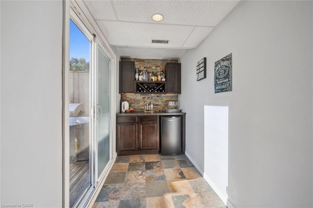 95 Macatee Place, Cambridge, ON - Indoor Photo Showing Other Room