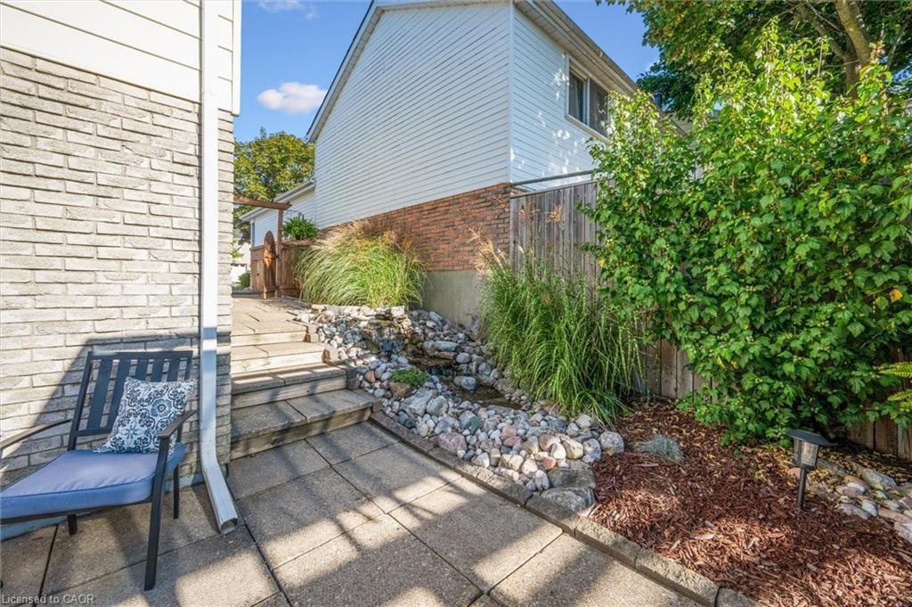 95 Macatee Place, Cambridge, ON - Outdoor With Deck Patio Veranda