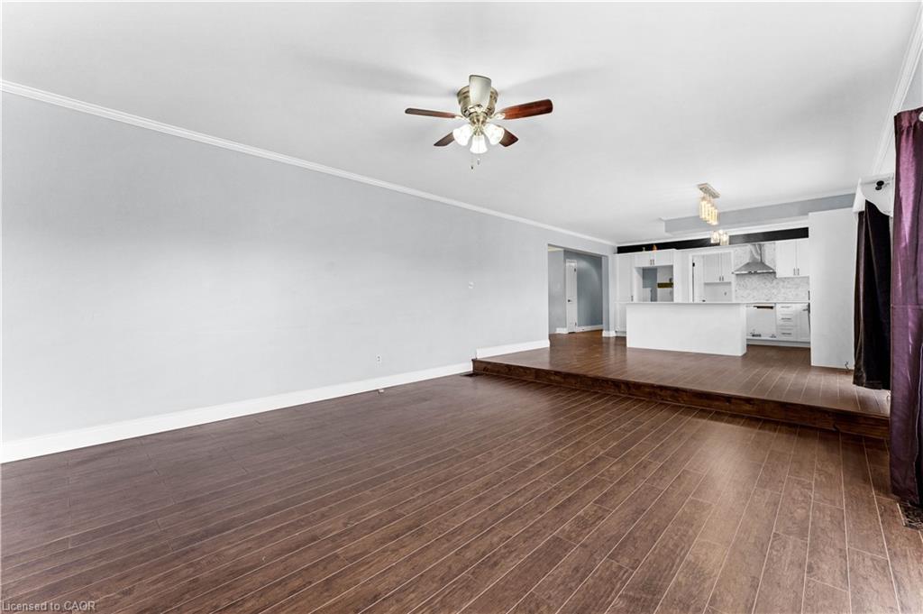 20 Wasaga Sands Drive, Wasaga Beach, ON - Indoor Photo Showing Other Room