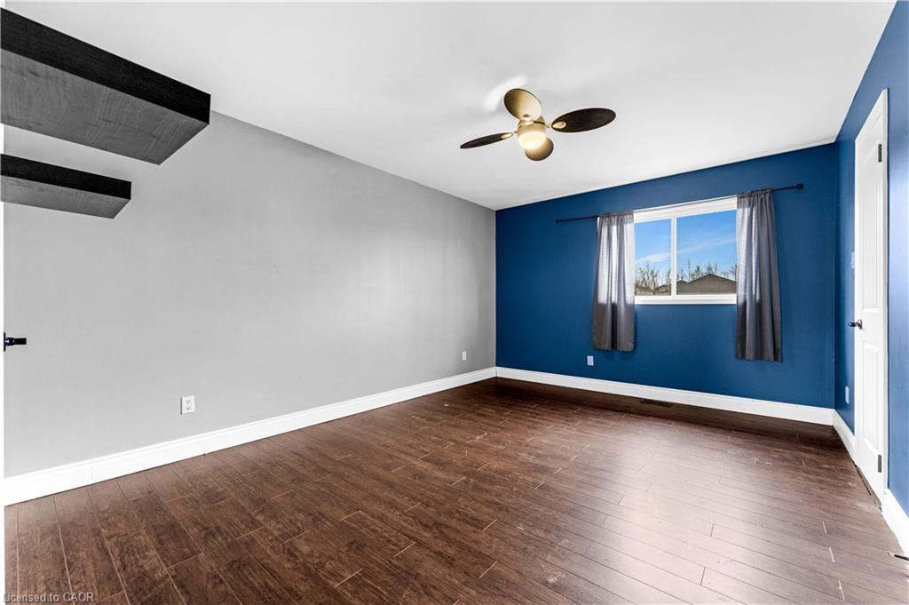 20 Wasaga Sands Drive, Wasaga Beach, ON - Indoor Photo Showing Other Room