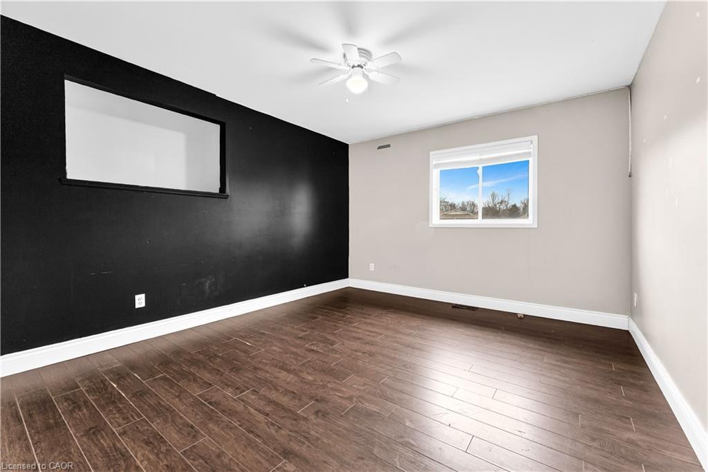 20 Wasaga Sands Drive, Wasaga Beach, ON - Indoor Photo Showing Other Room