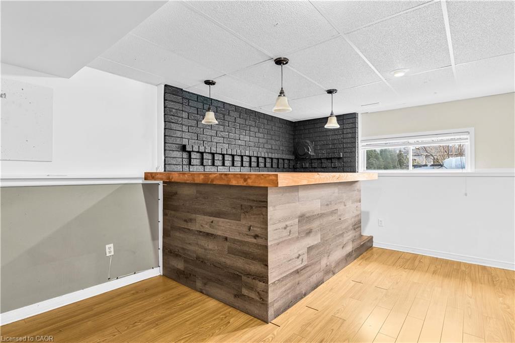 20 Wasaga Sands Drive, Wasaga Beach, ON - Indoor Photo Showing Other Room