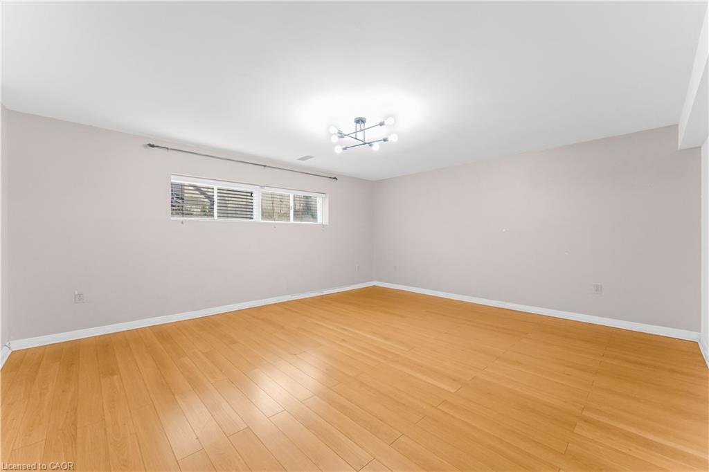 20 Wasaga Sands Drive, Wasaga Beach, ON - Indoor Photo Showing Other Room