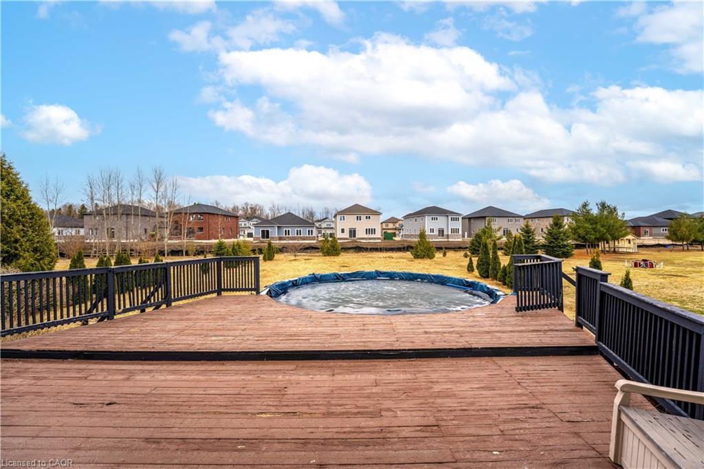 20 Wasaga Sands Drive, Wasaga Beach, ON - Outdoor With Above Ground Pool
