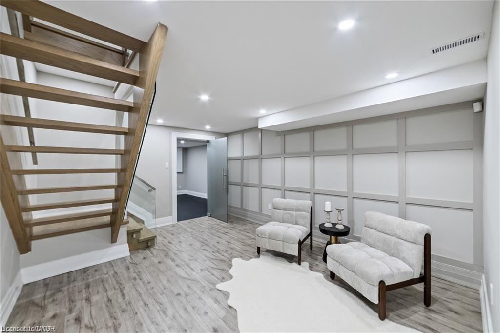 1857 Friar Tuck Court, Mississauga, ON - Indoor Photo Showing Other Room