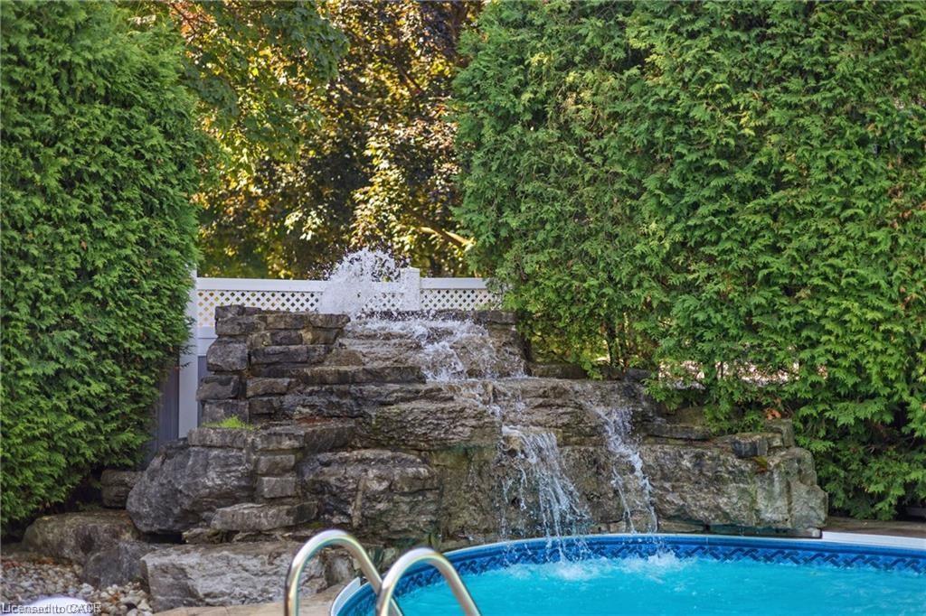 1857 Friar Tuck Court, Mississauga, ON - Outdoor