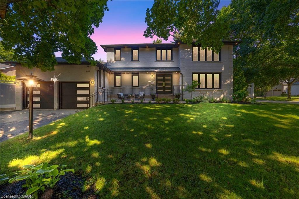 1857 Friar Tuck Court, Mississauga, ON - Outdoor With Deck Patio Veranda