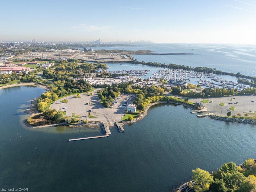 945 Beechwood Avenue, Mississauga, ON - Outdoor With Body Of Water With View