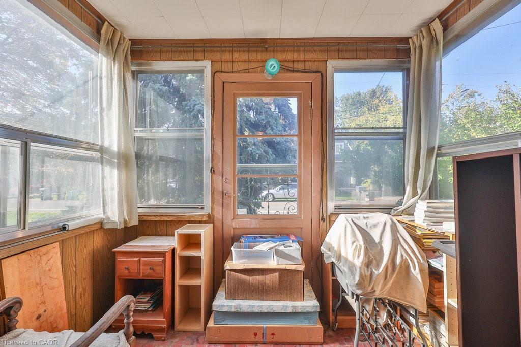 945 Beechwood Avenue, Mississauga, ON - Indoor Photo Showing Other Room