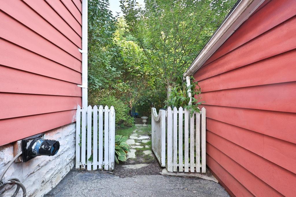 945 Beechwood Avenue, Mississauga, ON - Outdoor