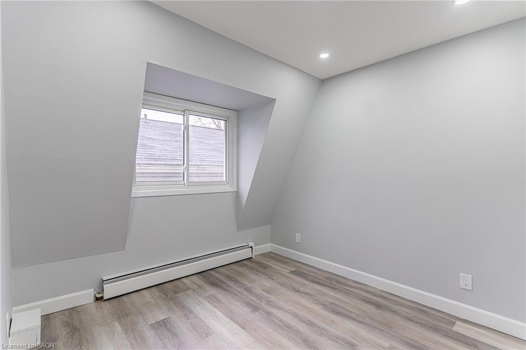 20 Mildred Avenue, St. Catharines, ON