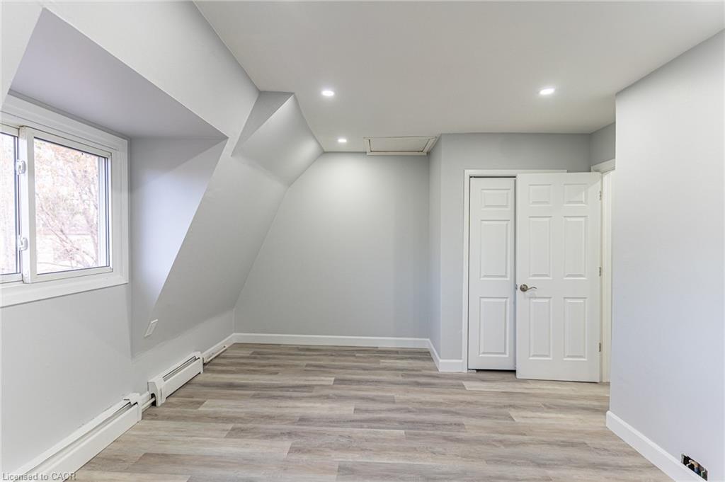 20 Mildred Avenue, St. Catharines, ON