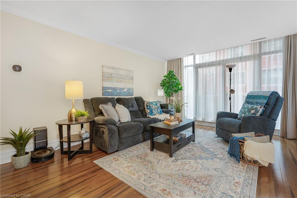 102-67 Caroline Street S, Hamilton, ON - Indoor Photo Showing Living Room