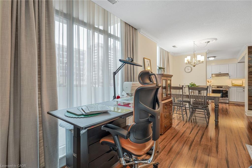 102-67 Caroline Street S, Hamilton, ON - Indoor