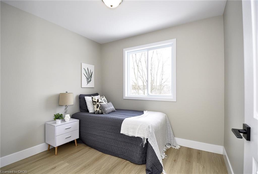 38 Albert Street, Cambridge, ON - Indoor Photo Showing Bedroom