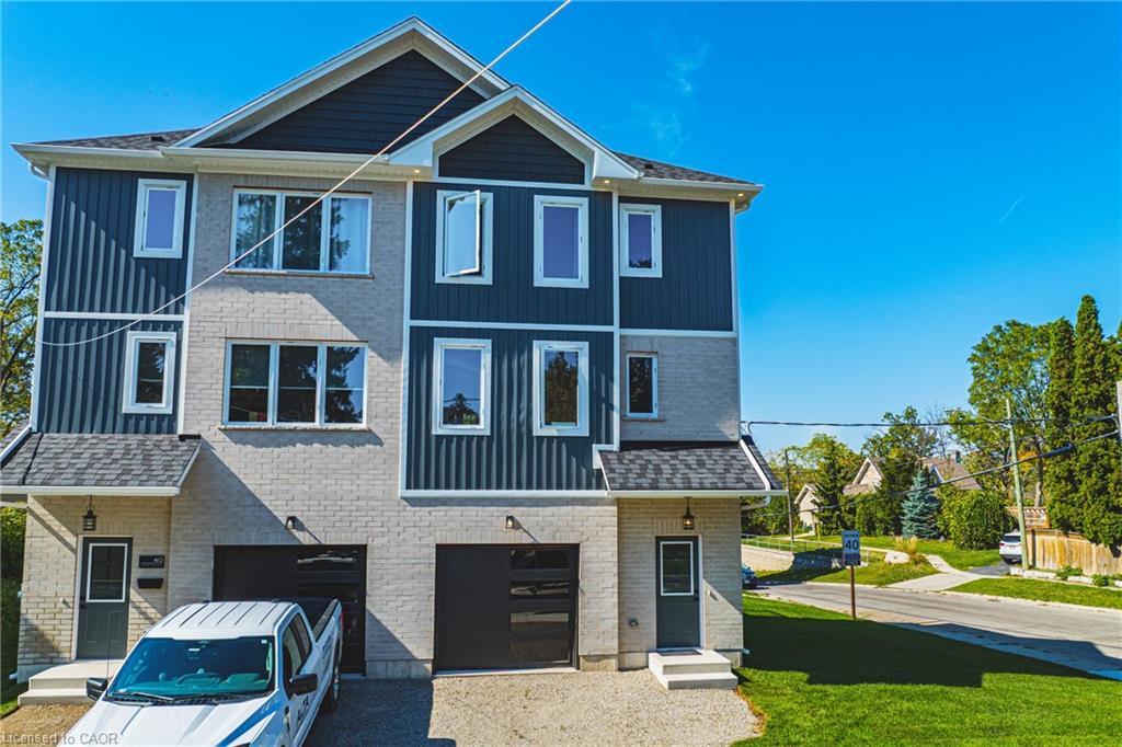 38 Albert Street, Cambridge, ON - Outdoor With Facade
