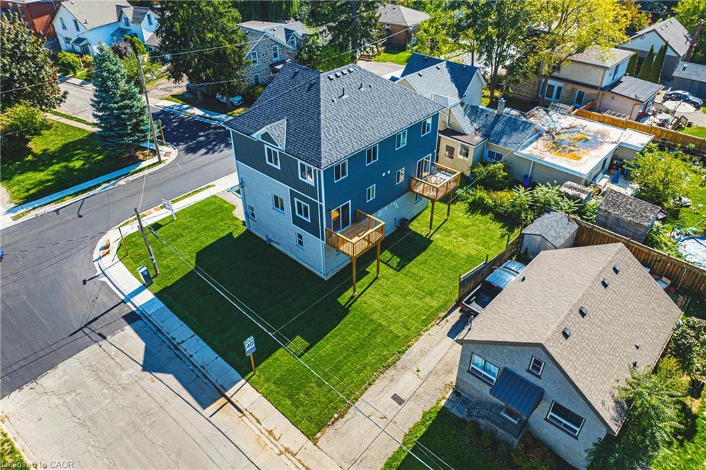 38 Albert Street, Cambridge, ON - Outdoor