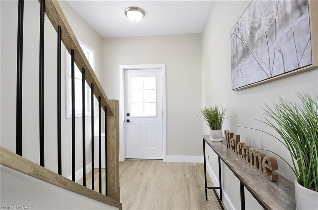 38 Albert Street, Cambridge, ON - Indoor Photo Showing Other Room