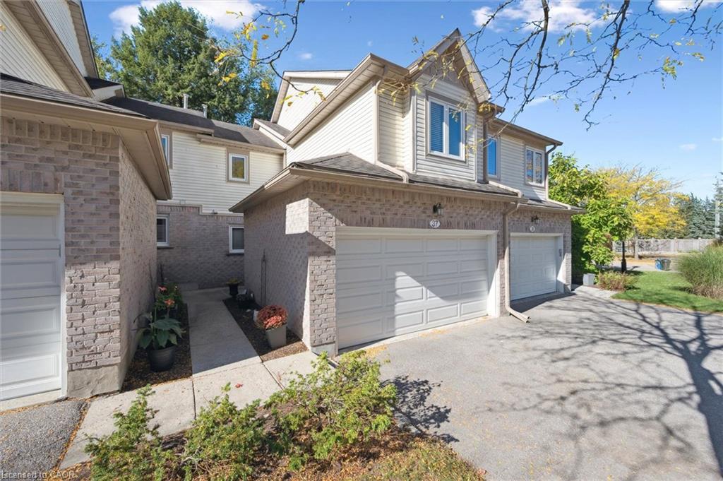 37-365 Bennington Gate, Waterloo, ON - Outdoor With Exterior