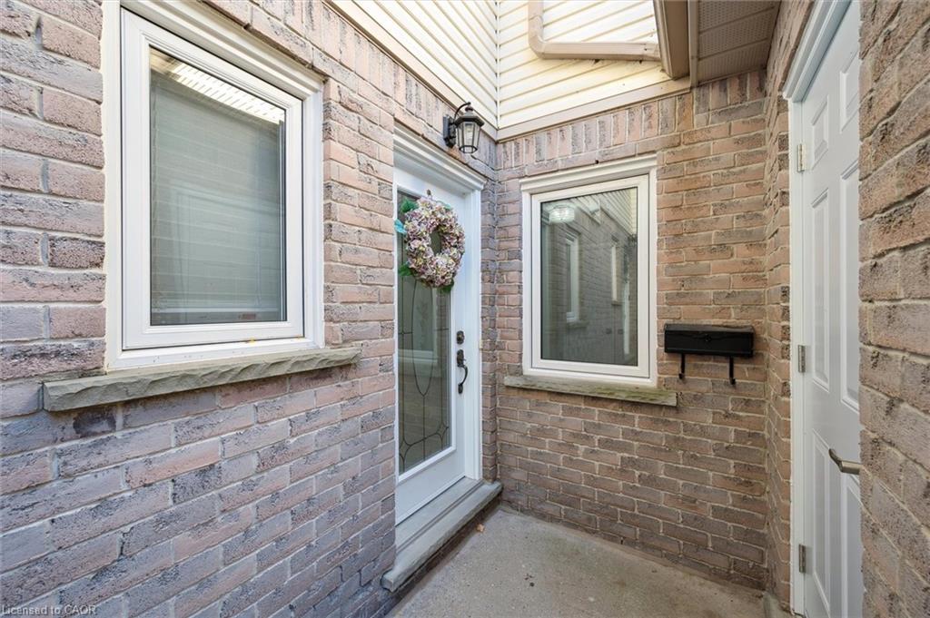 37-365 Bennington Gate, Waterloo, ON - Outdoor With Exterior