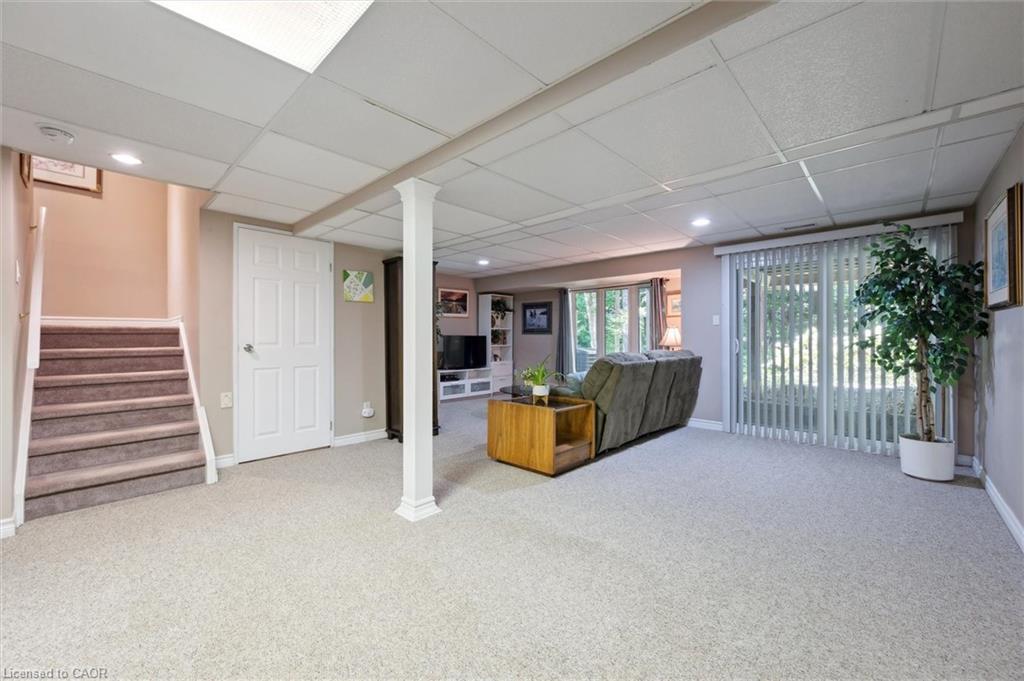 37-365 Bennington Gate, Waterloo, ON - Indoor