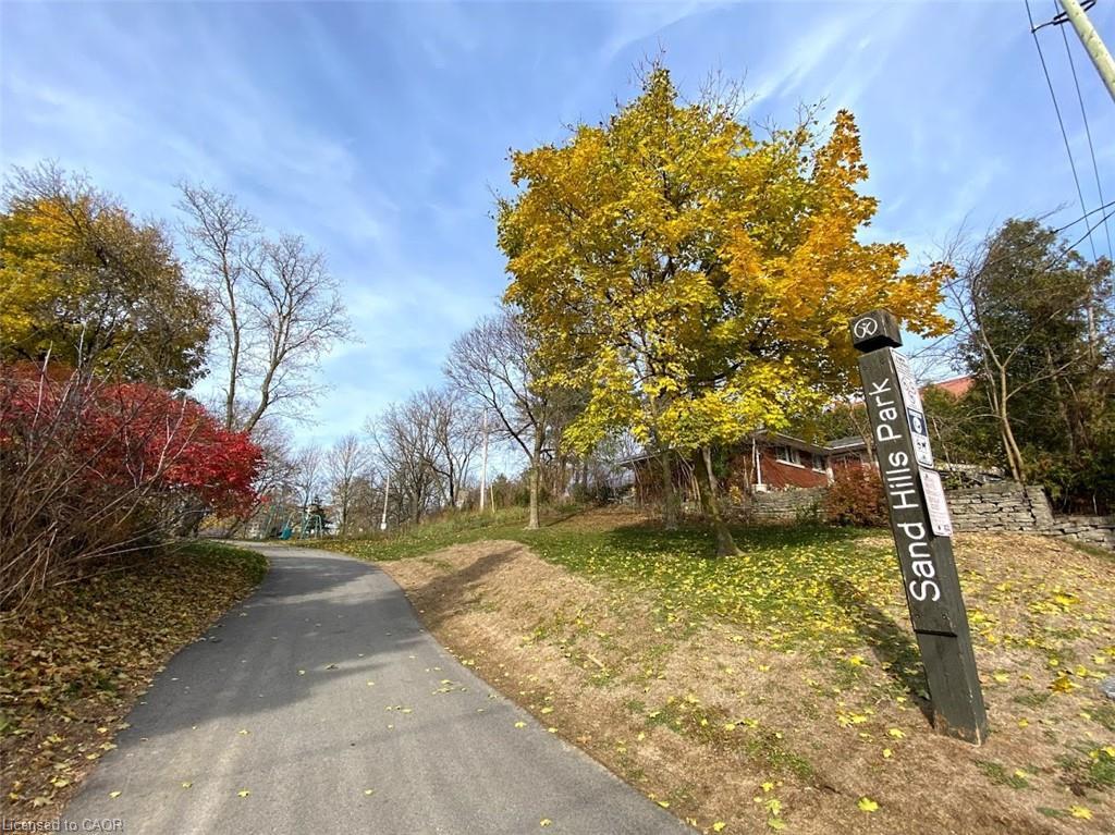 4-122 Courtland Avenue E, Kitchener, ON - Outdoor With View