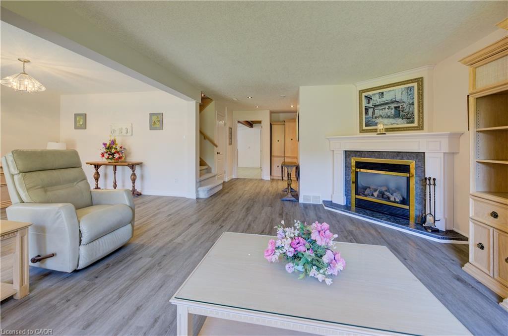 430 Caryndale Drive, Kitchener, ON - Indoor Photo Showing Living Room With Fireplace