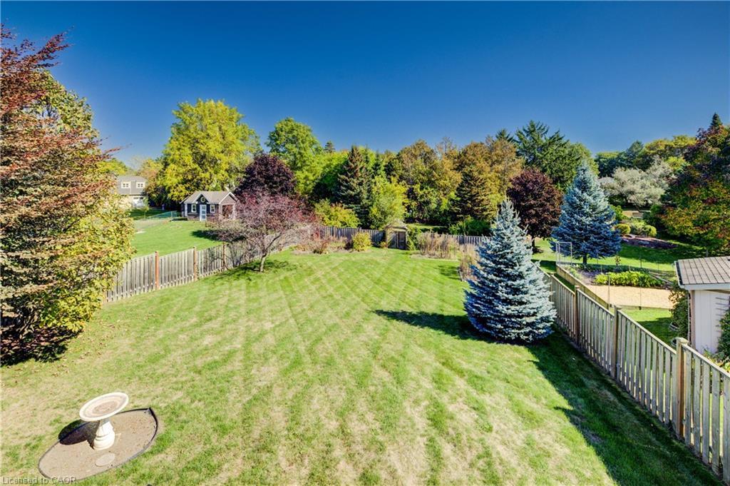 430 Caryndale Drive, Kitchener, ON - Outdoor