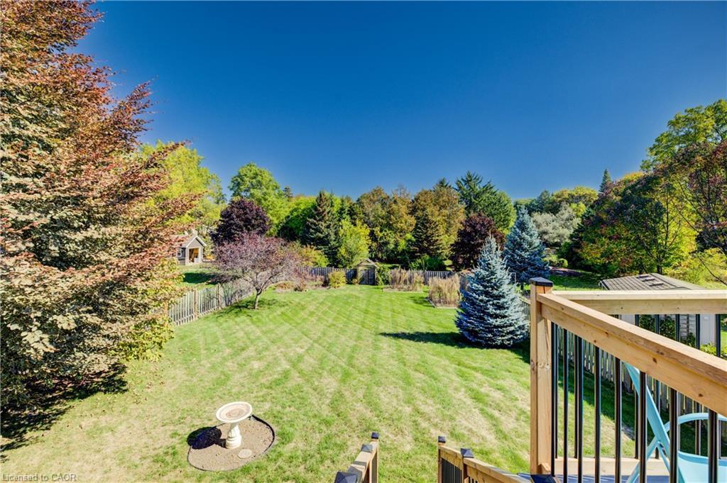 430 Caryndale Drive, Kitchener, ON - Outdoor