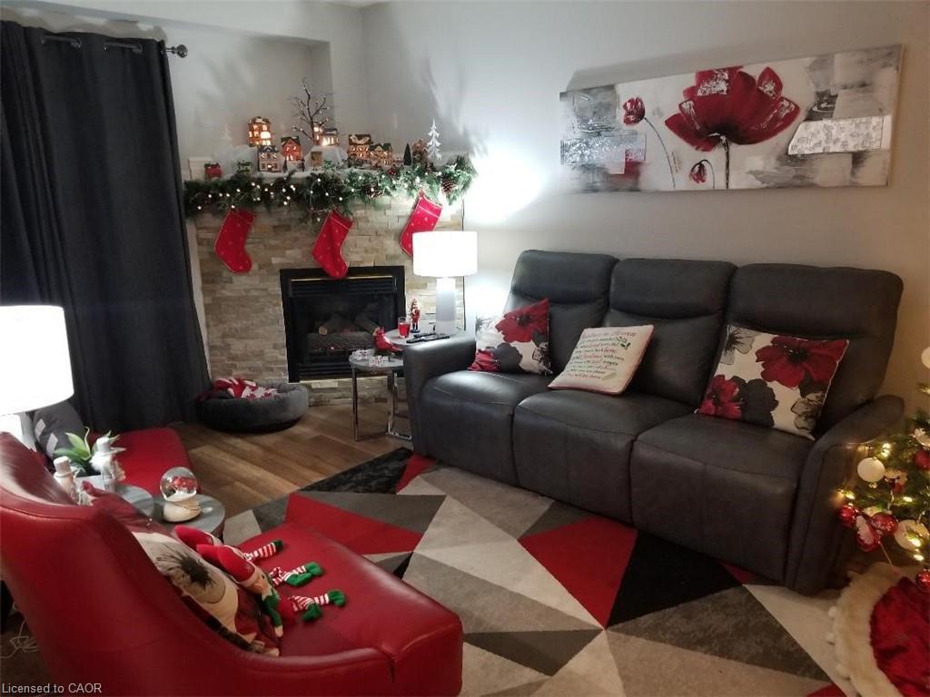 185 Sulmona Drive, Hamilton, ON - Indoor Photo Showing Living Room With Fireplace