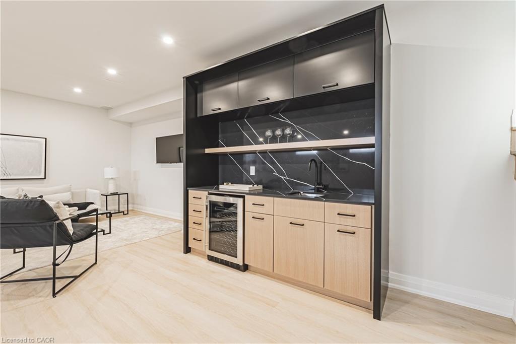 242 Kellogg Avenue, Hamilton, ON - Indoor