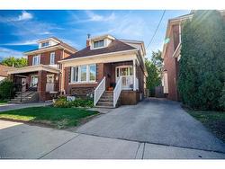 73 Kenilworth Avenue S Hamilton, ON L8K 2T1
