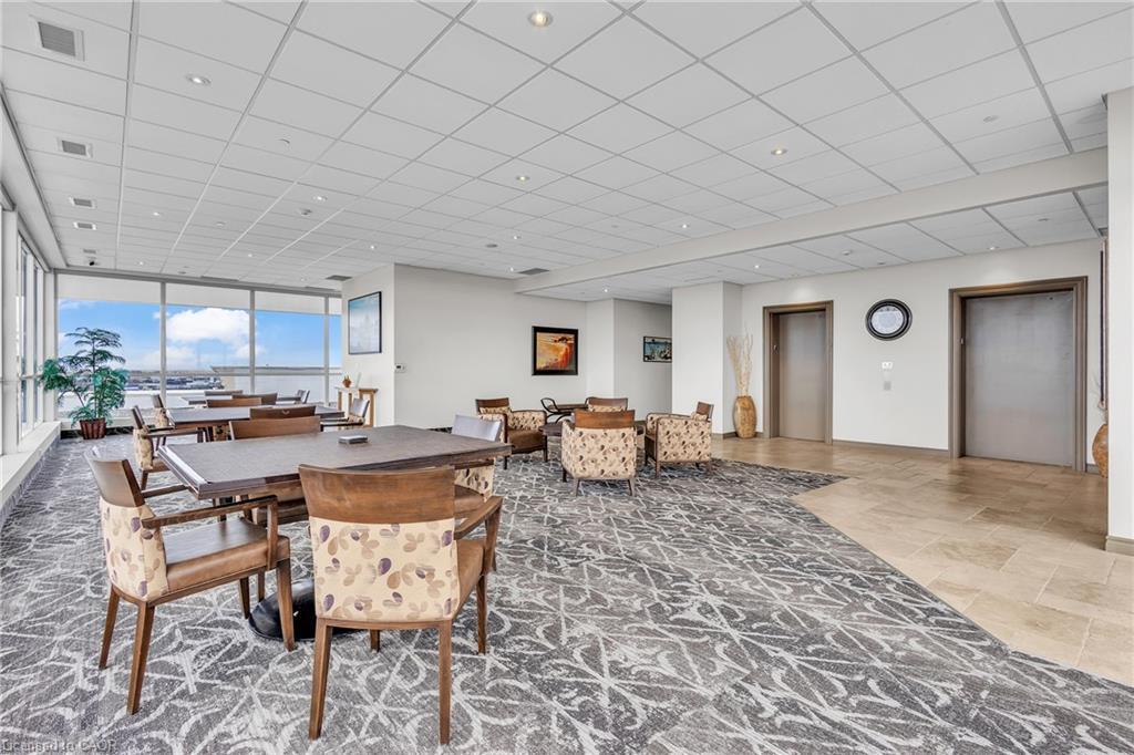 502-223 Erb Street W, Waterloo, ON - Indoor