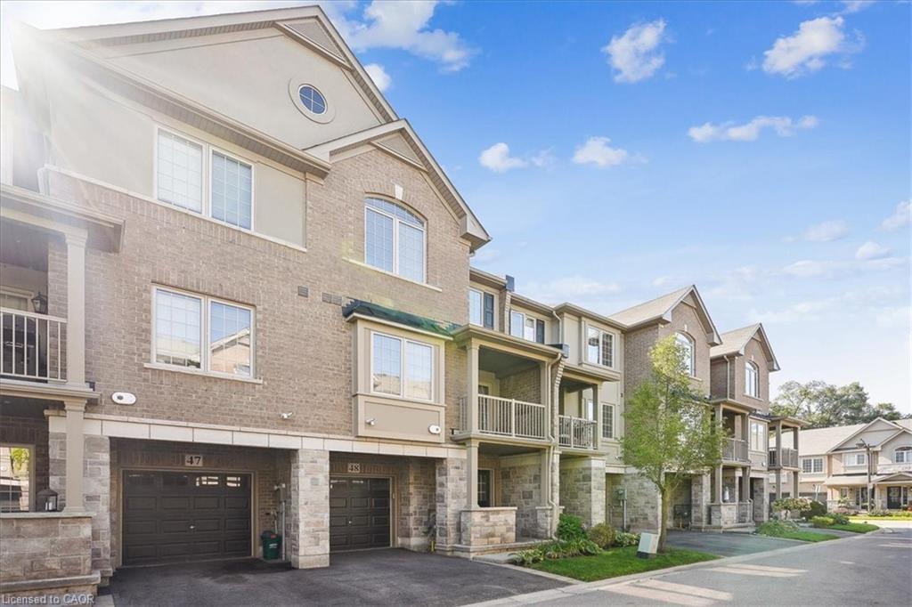 48-2086 Ghent Avenue, Burlington, ON - Outdoor With Balcony With Facade