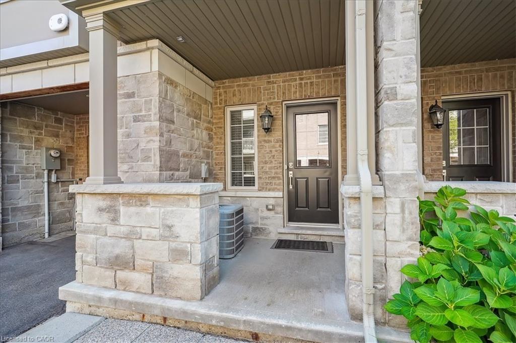 48-2086 Ghent Avenue, Burlington, ON - Outdoor