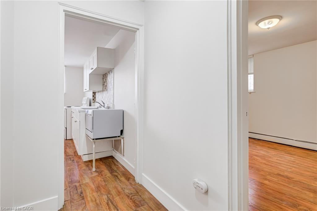 B-807 Robinson Street, Burlington, ON - Indoor Photo Showing Other Room